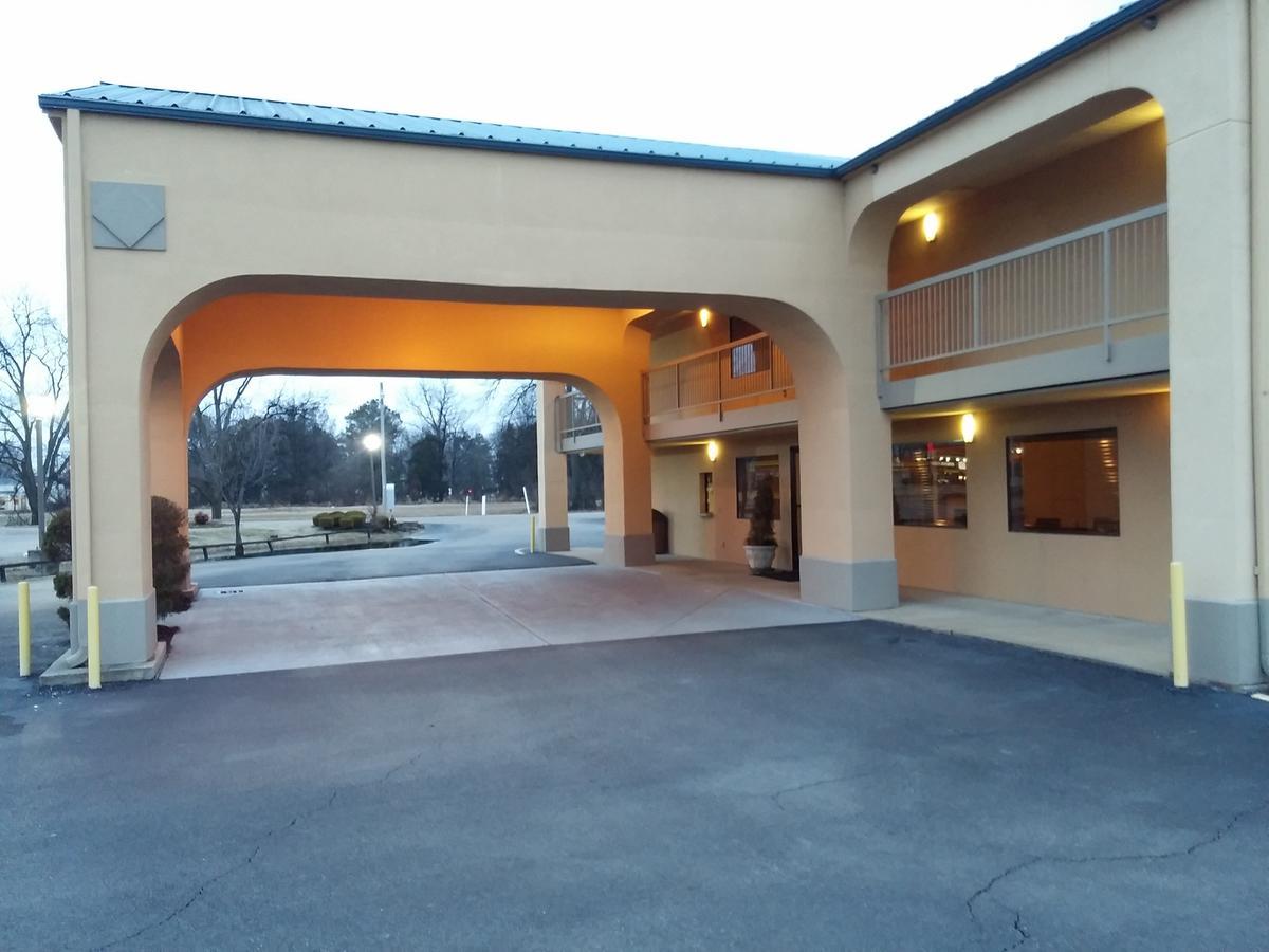 Deerfield Inn Blytheville Exterior photo